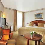 Western Le Moderne Otel 4*