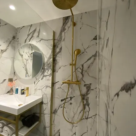 Western Le Moderne Otel 4*