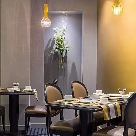 Western Le Moderne