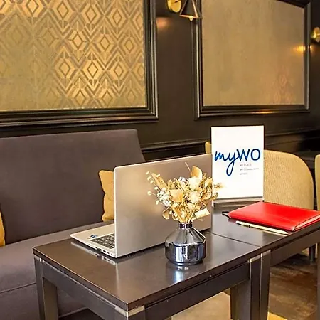 Western Le Moderne