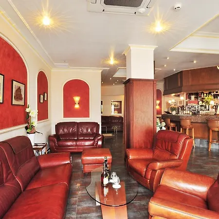 Western Le Moderne 4* Caen