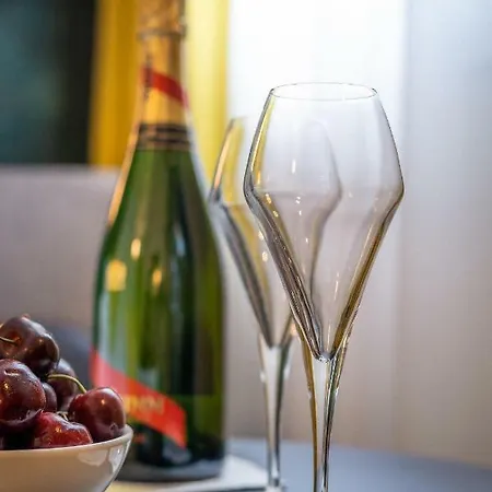 Western Le Moderne Caen