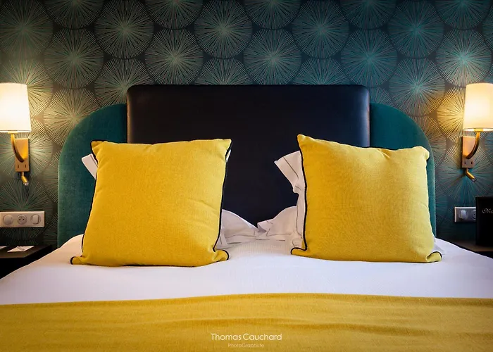 Western Le Moderne 4* Кан