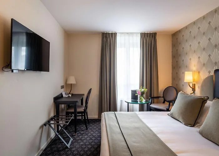 Western Le Moderne Отель Кан