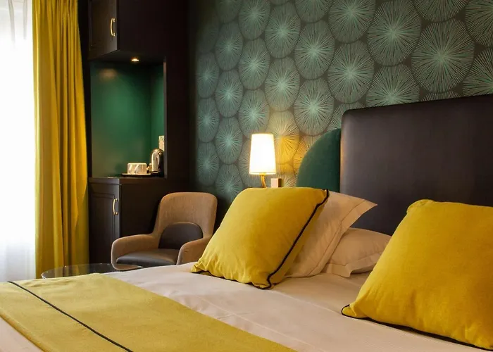 Western Le Moderne Hotel 4*