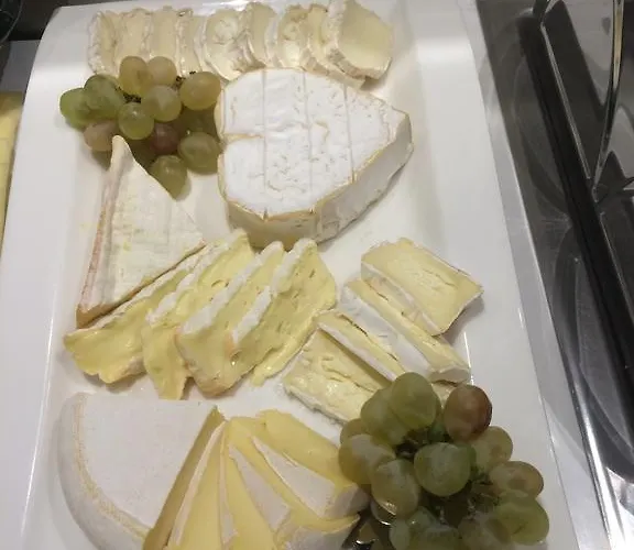 Western Le Moderne 4* Caen