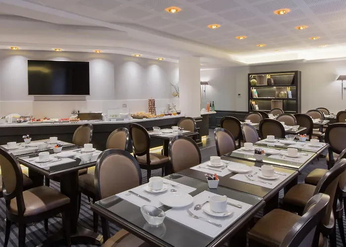 Western Le Moderne Hotel 4*