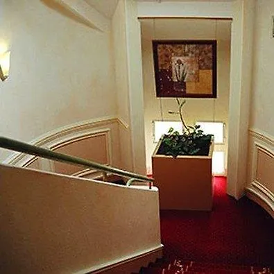 Отель Western Le Moderne 4*